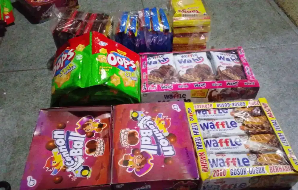 Jual aneka snack