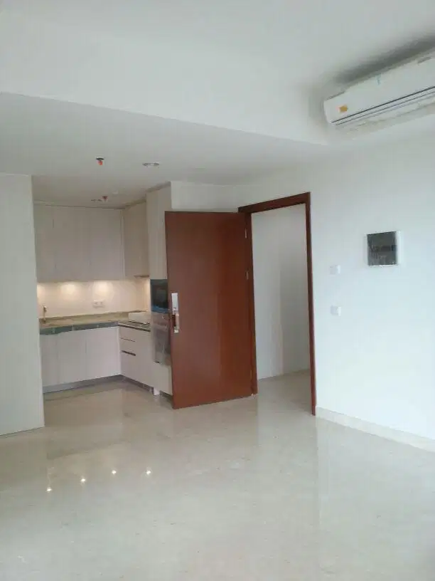 Turun harga Apartemen Kensington royal suite