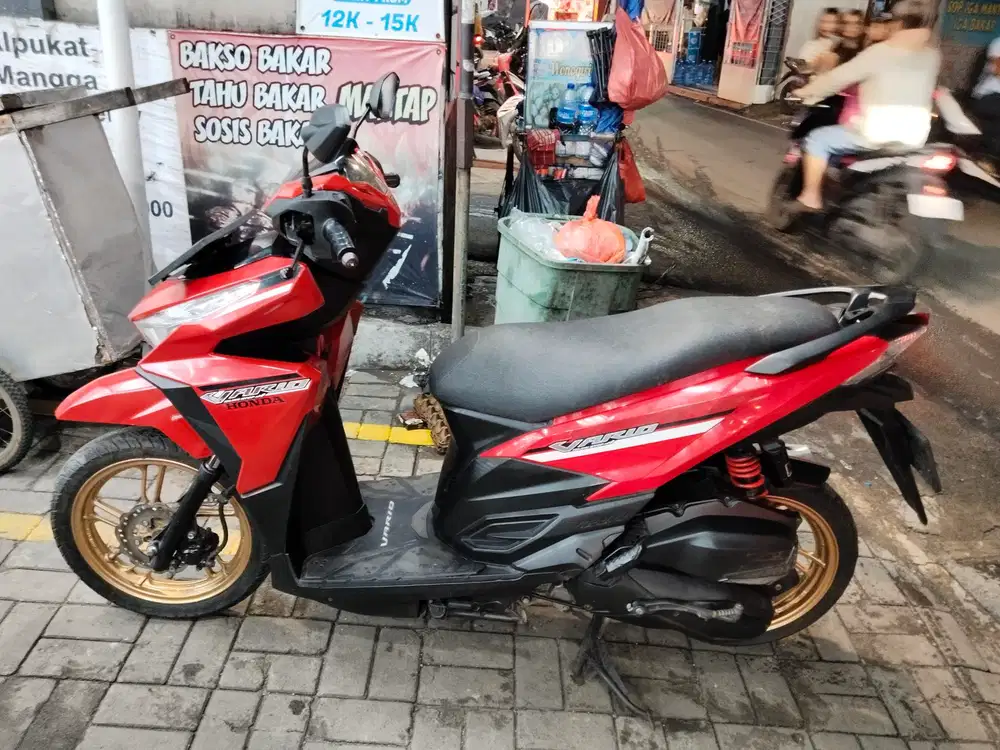 Honda Vario 125 CC th 2017 plat 2028 PJK pnjng baru bayar