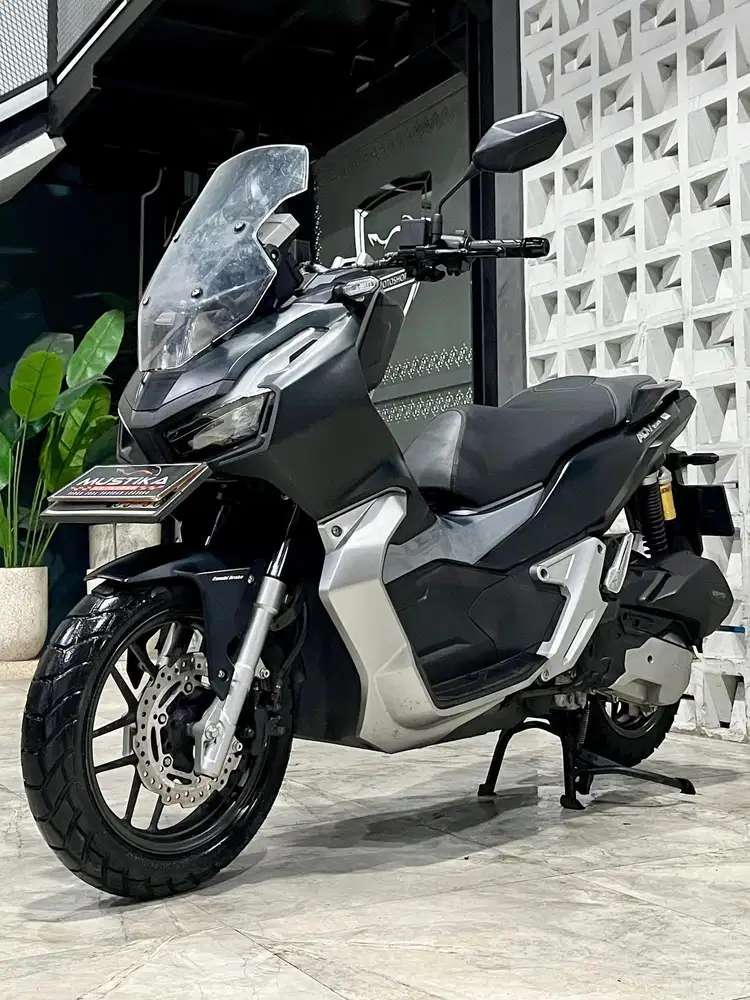Terbatas!!Honda ADBV 150 CBS th 2019 - Ayu Mustika