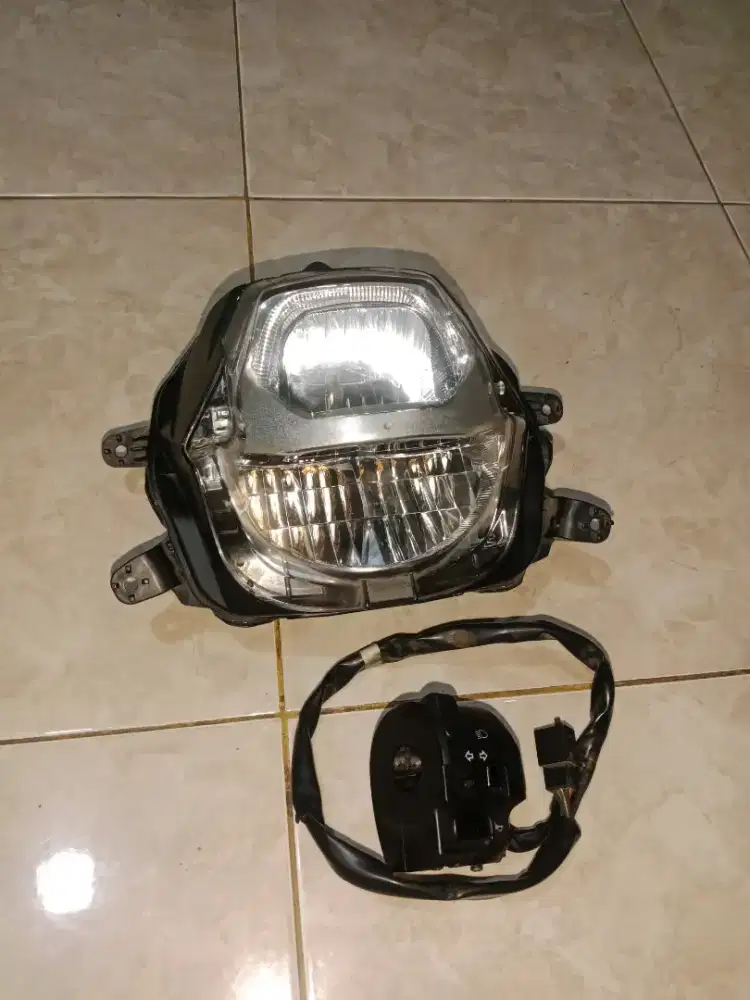 Hand lamp/ batok lampu set x ride 125 + holder kiri