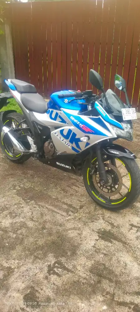 Suzuki gixxer 250cc