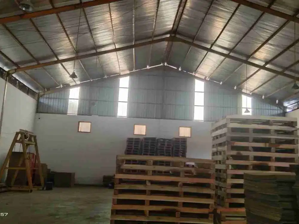 Di Jual  Gudang  dan Perkantornya,  bagus dan Siap pakai.  Di Kaliabang  Bekasi Utara.