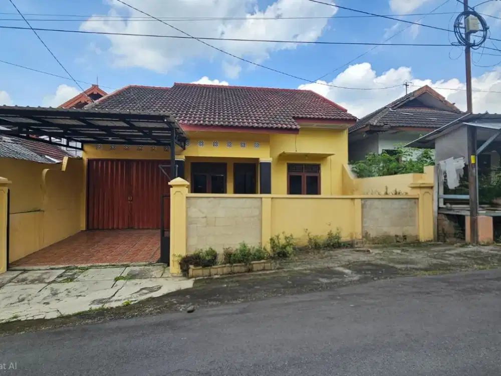 Rumah dijual di perumahan Srondol Asri setiabudi dekat banteng raiders