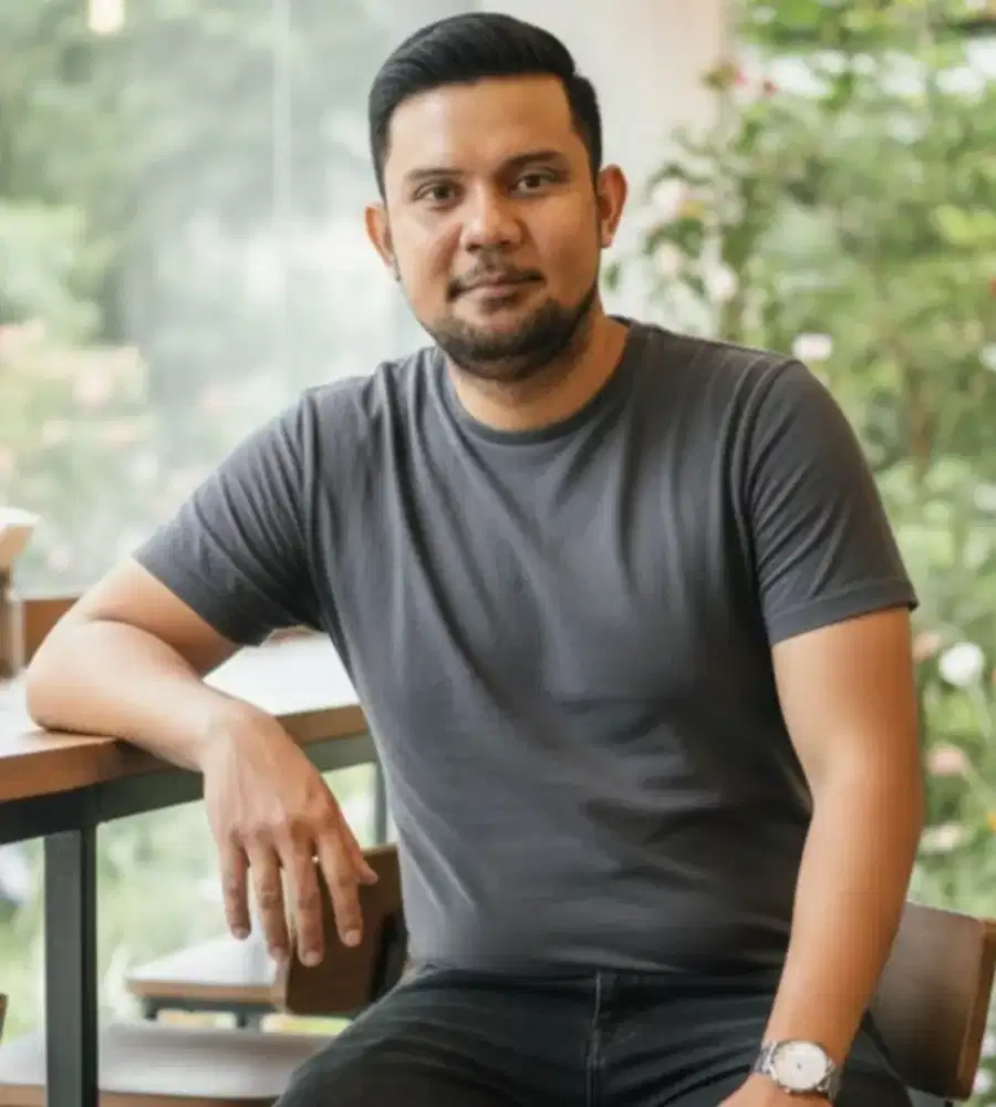 Mencari Pekerjaan Manager Restoran Cafe Restaurant