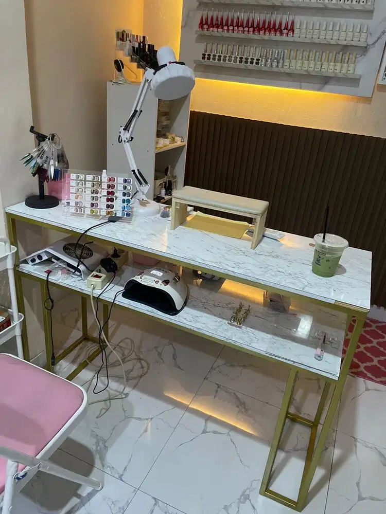 Preloved meja nail art