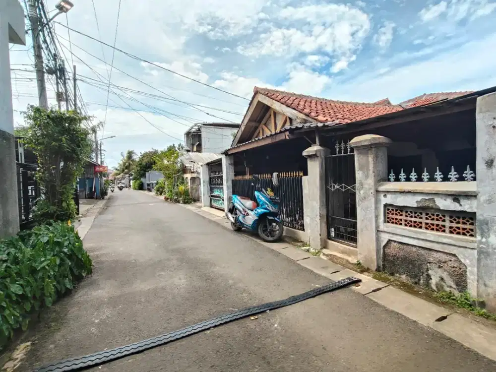 S890.Tanah *Bonus Bangunan Rumah* Cocok sekali untuk Hunian atau Tempat Usaha