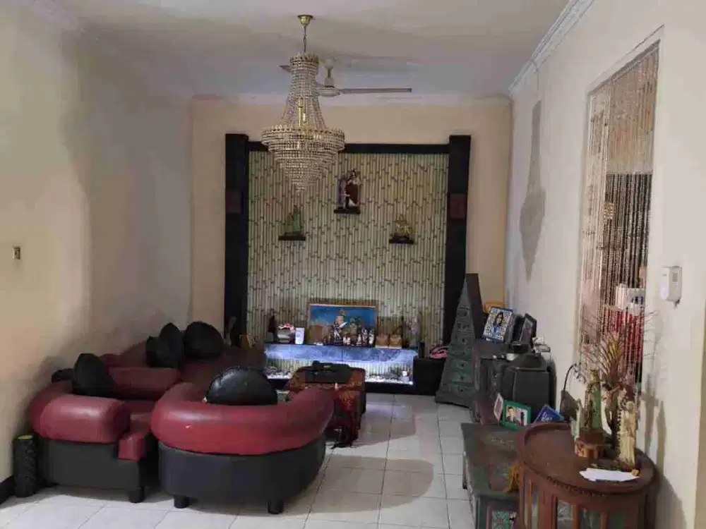 Dijual rumah 2lt di Ciledug