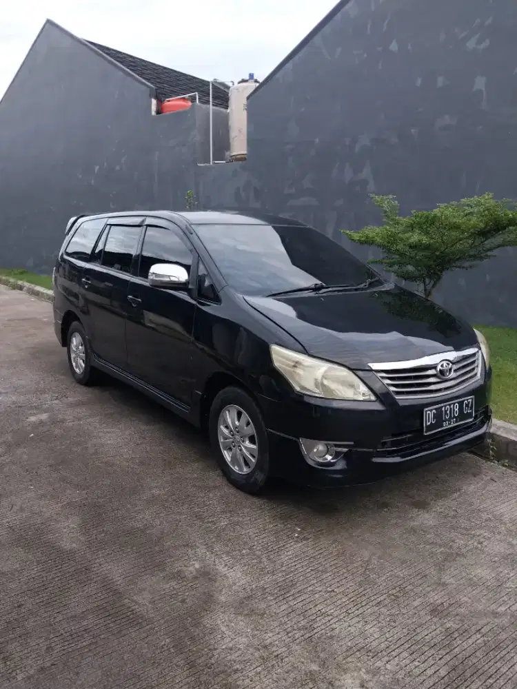 Innova G luxury metic bensin