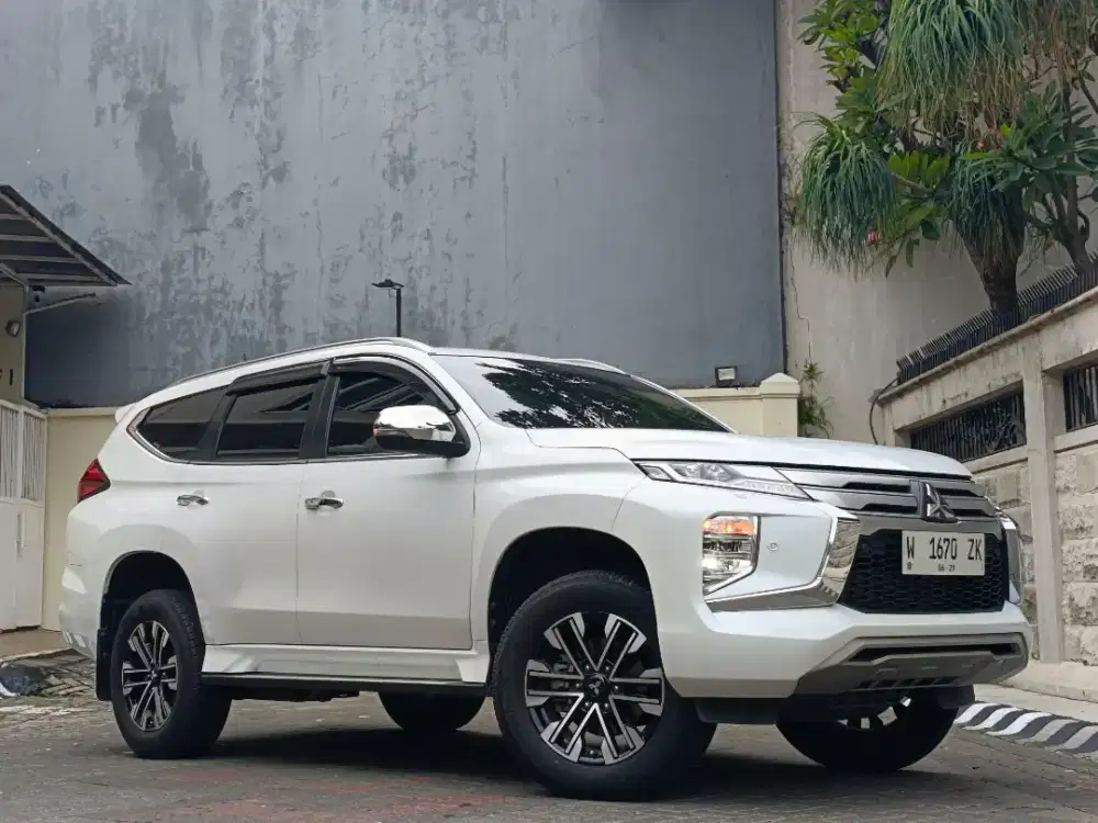 [LIKE NEW]Mitsubishi Pajero Sport Dakar 2024