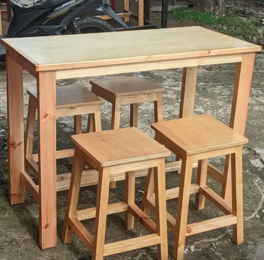 Meja makan 1Set  untuk buka usaha cafe/warkop dll