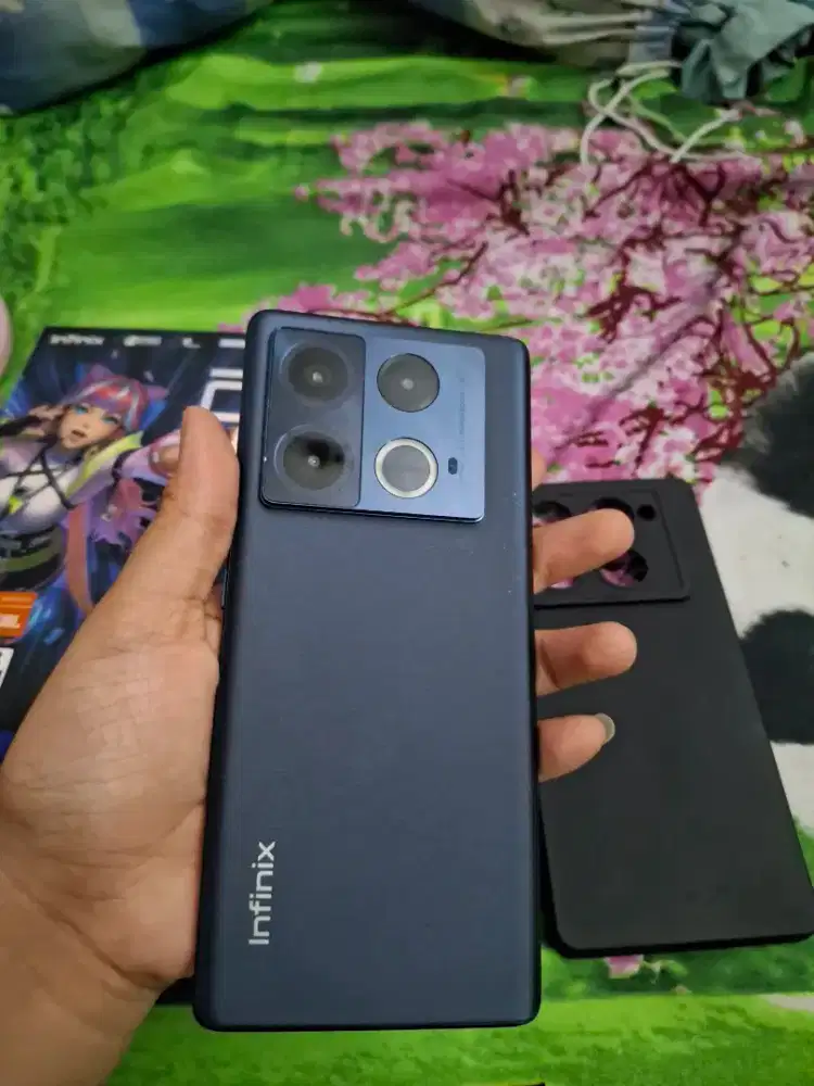 Infinix Note 40 Pro 4G
RAM 8+8/256