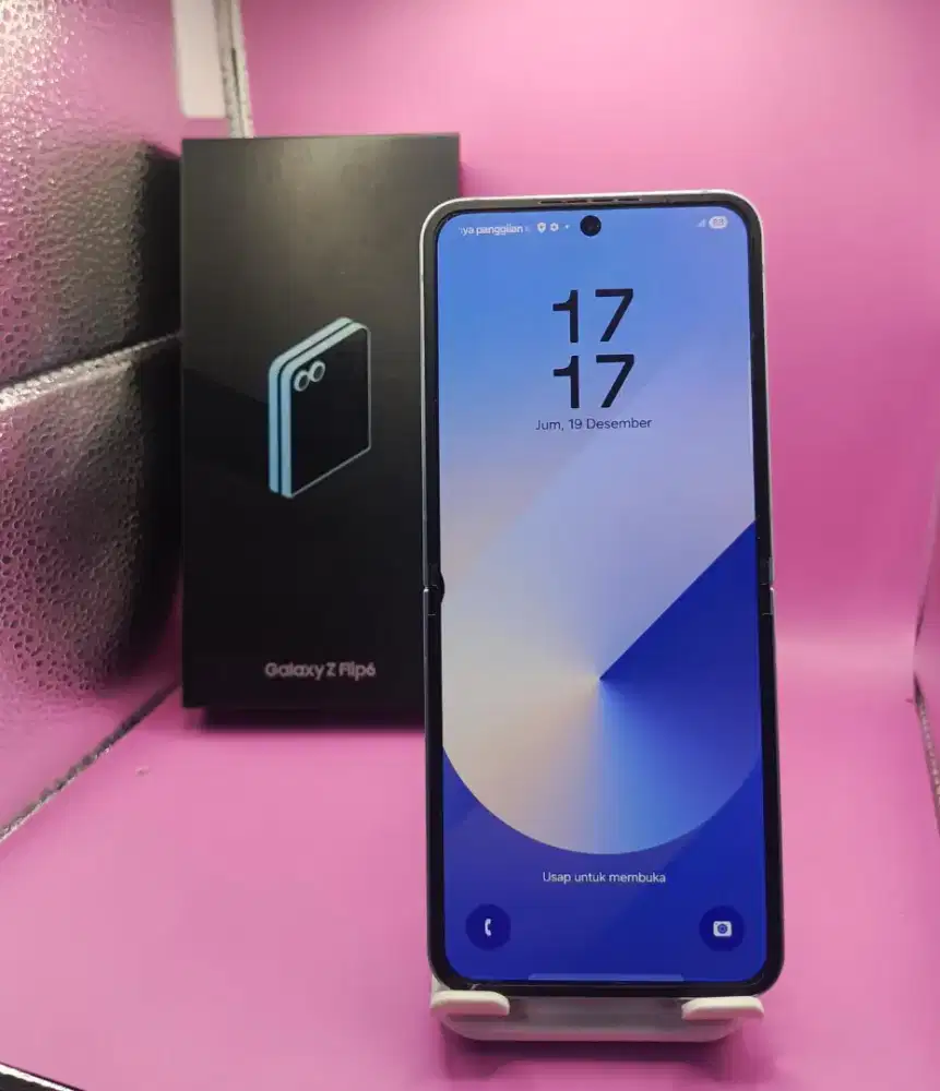 SAMSUNG Z FLIP 6 5G RAM 12/256GB ORIGINAL SEIN MULUS FULLSHET 

TAMPIL
