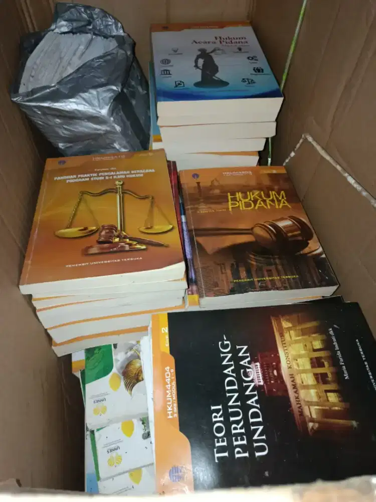 Buku Ilmu Hukum UT