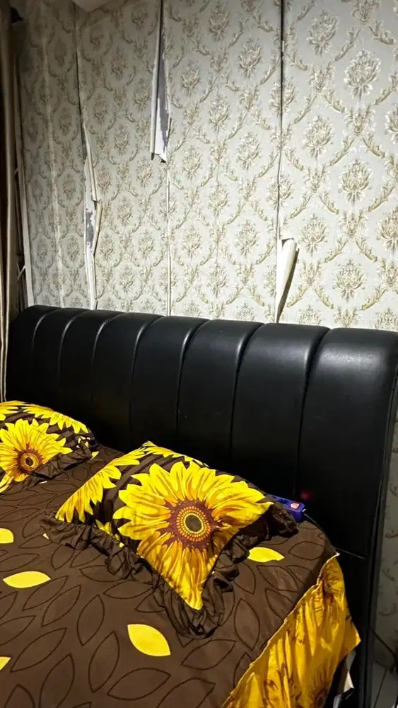 Tempat Tidur King size 180 x 200