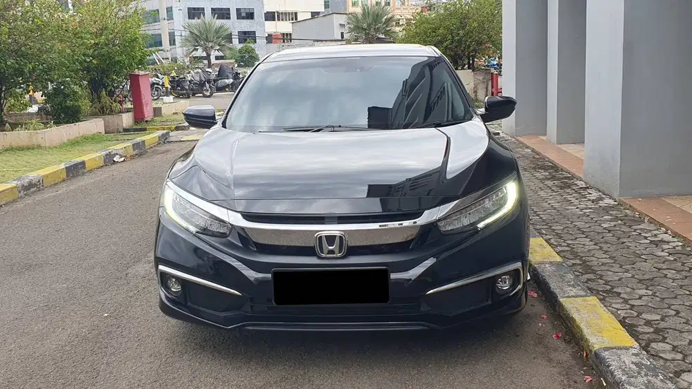 Honda Civic 1.5 Turbo ES Sedan CVT AT Hitam NIK 2019 Like New Low KM