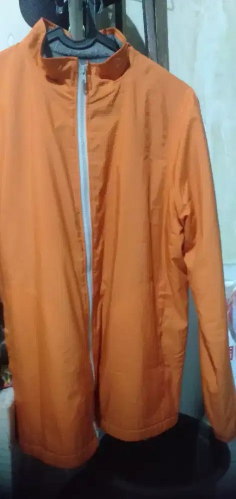 Jaket Orange shopee