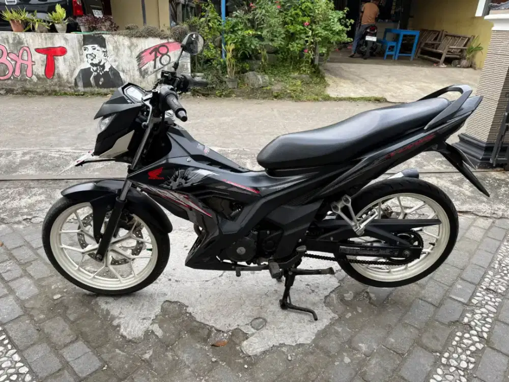 Sonic THN 2018 plat AB Wonosari