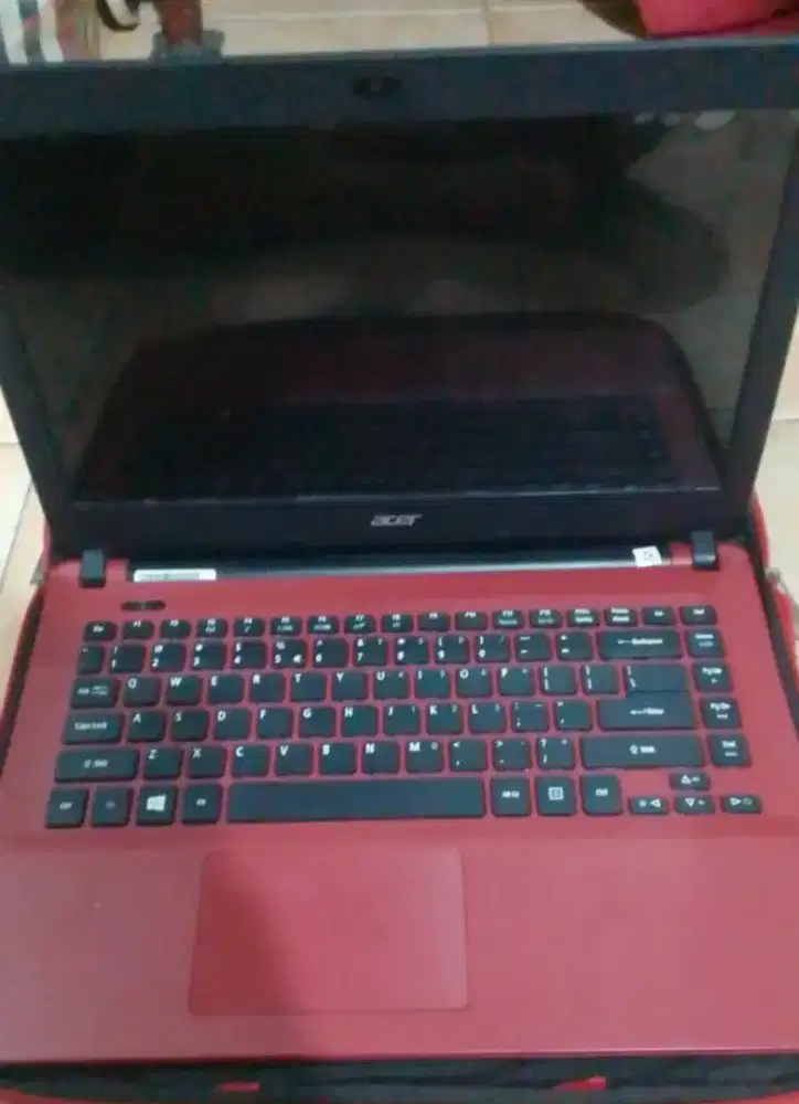 Laptop Acer bekas baik