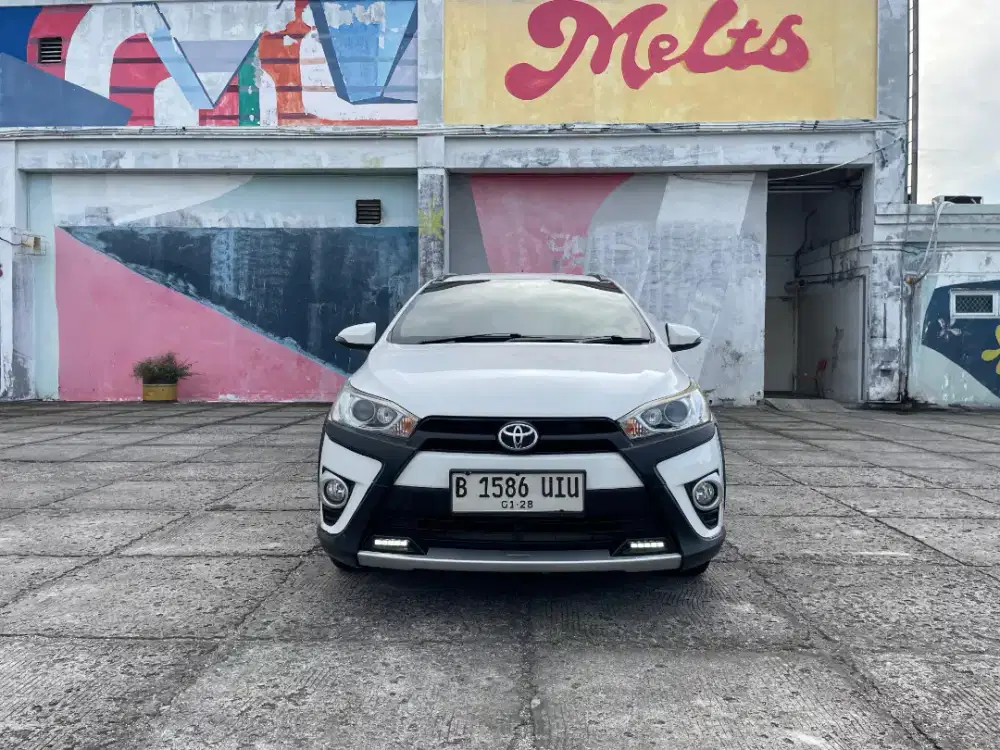 LOW KM60RB YARIS HEYKERS S TRD 2016