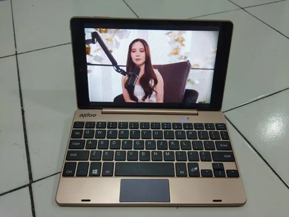 TAB Axioo windroid 4G with keyboard