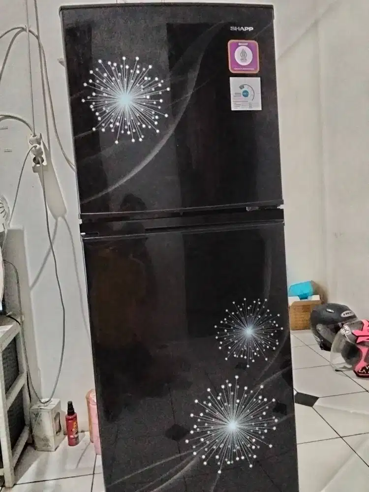 kulkas sharp 2 pintu