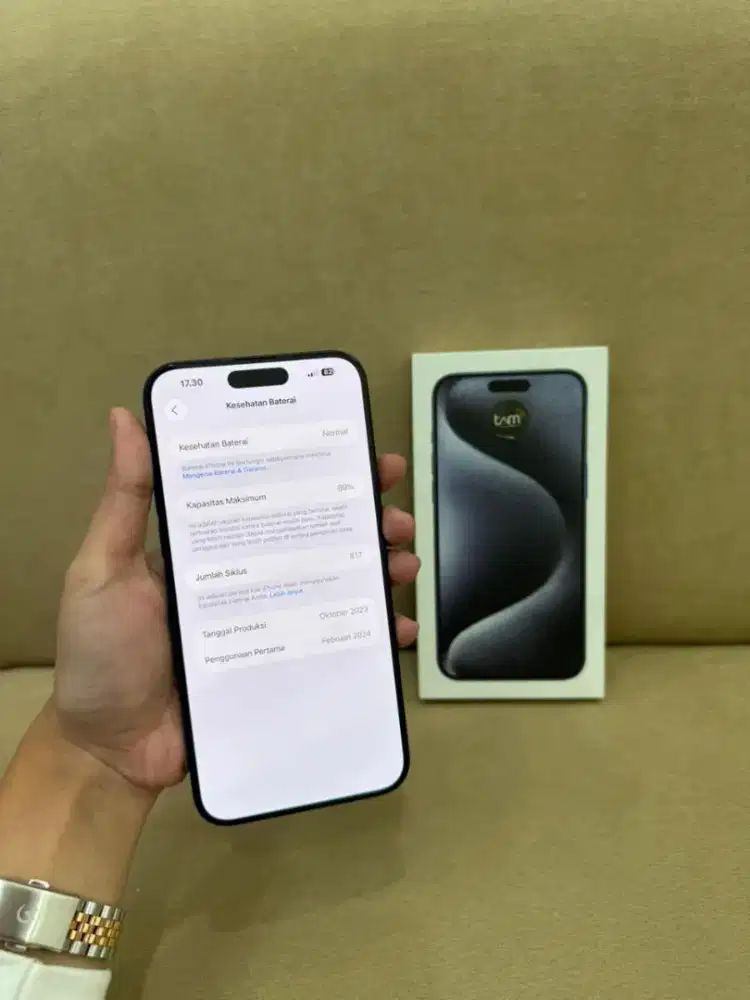 iPhone 15 pm 256 ibox