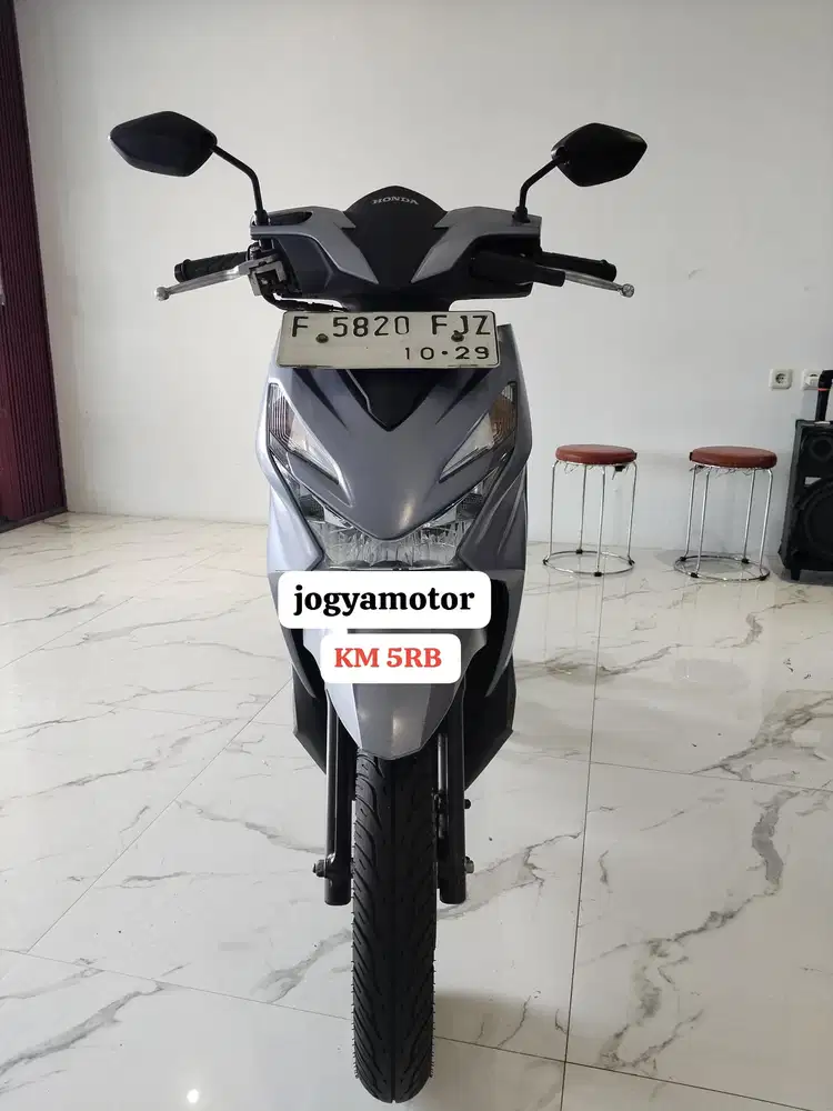 (A) Honda Beat Deluxe Tahun 2024
