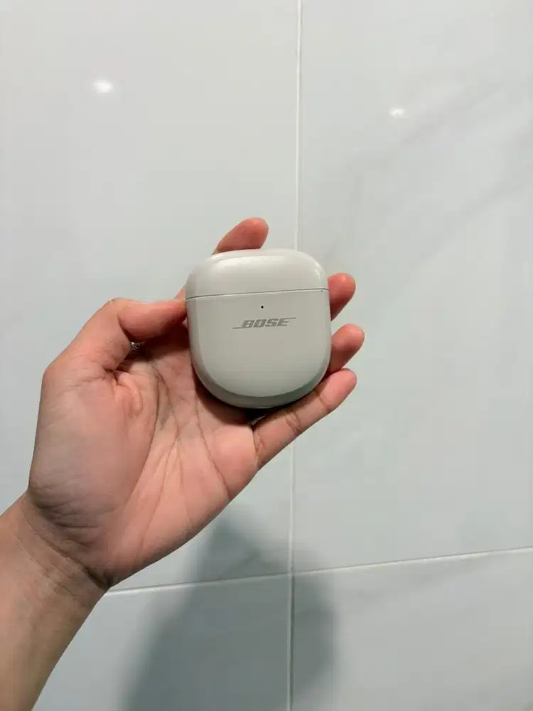 bose quietcomfort ultra earbuds 1st gen