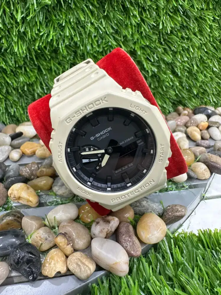 G-Shock GA-2100 Cream Carbon Core Guard Original
