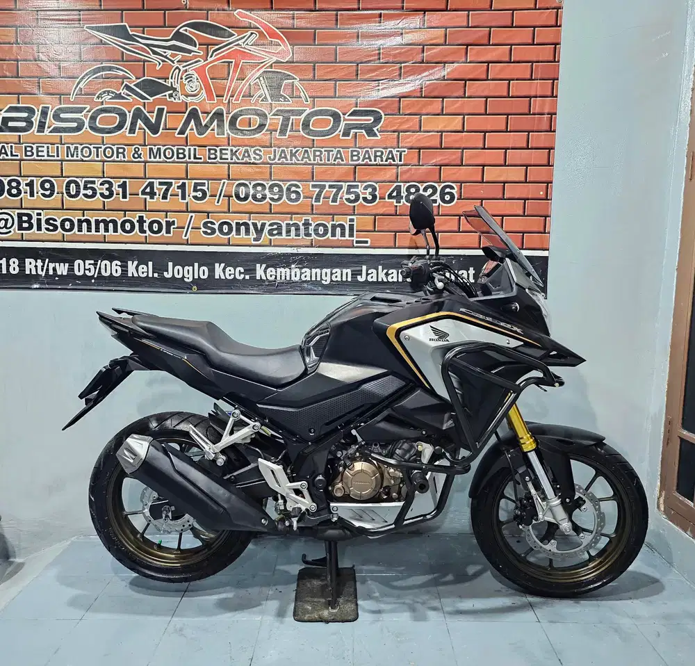 HONDA CB150X CBX 150 SE USD LED TAHUN 2024 AKHIR MEWAH HITAM SILVER