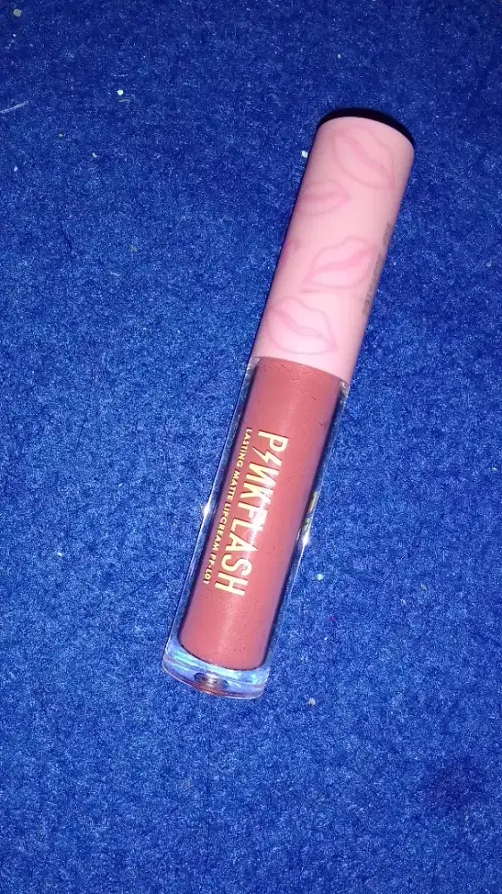 Lip cream preloved