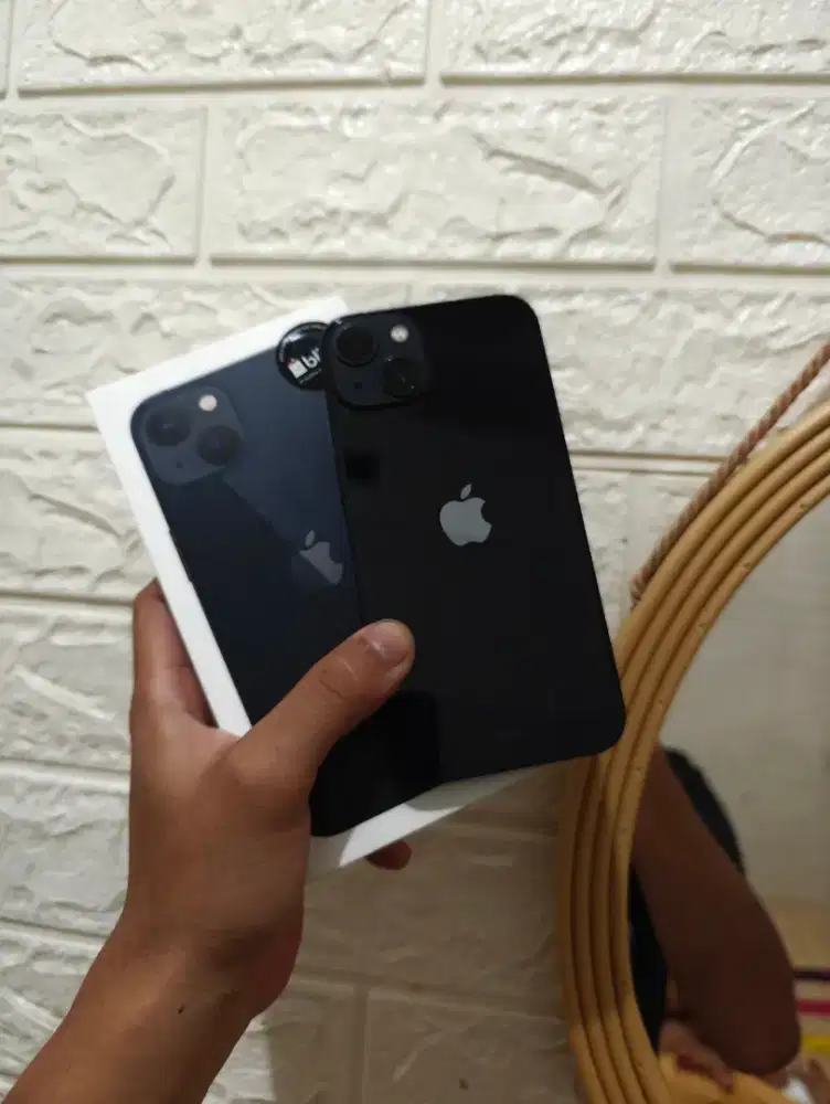 IPhone 13 128 GB Midnight Resmi iBox On Garansi Maret 2026