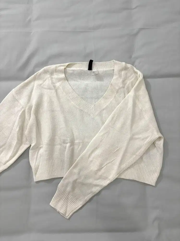 Preloved H&M Crop Knitwear
