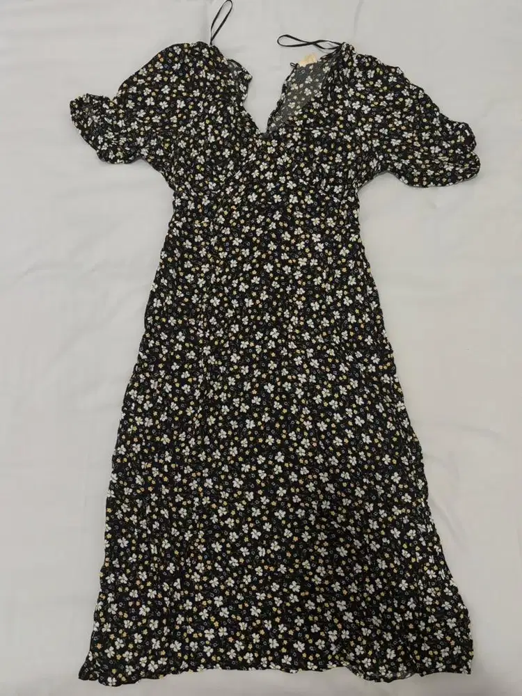 Preloved Dress Colorbox