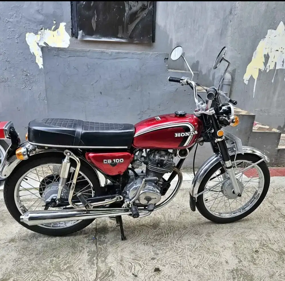 Honda CB 100 K3 1976 Restorasi Original