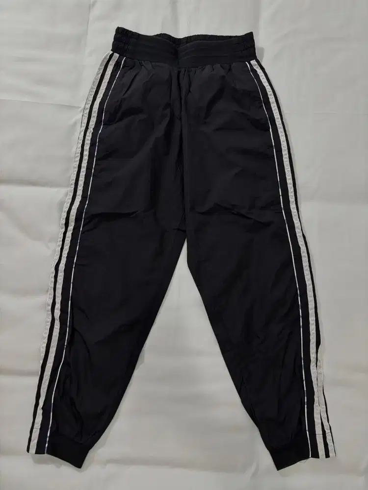 Preloved Celana Adidas Womens