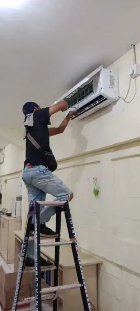 Jasa servis panggilan