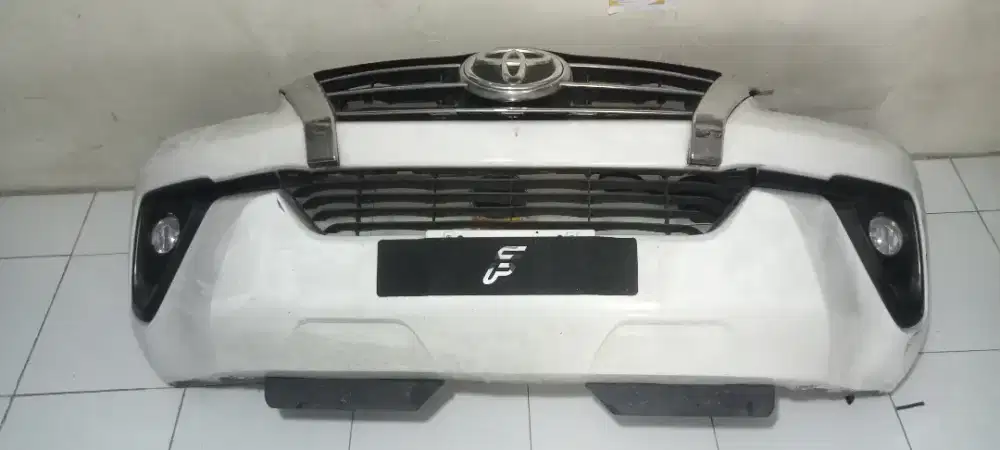 Bemper Bumper Depan Fortuner VRZ 2016 2017