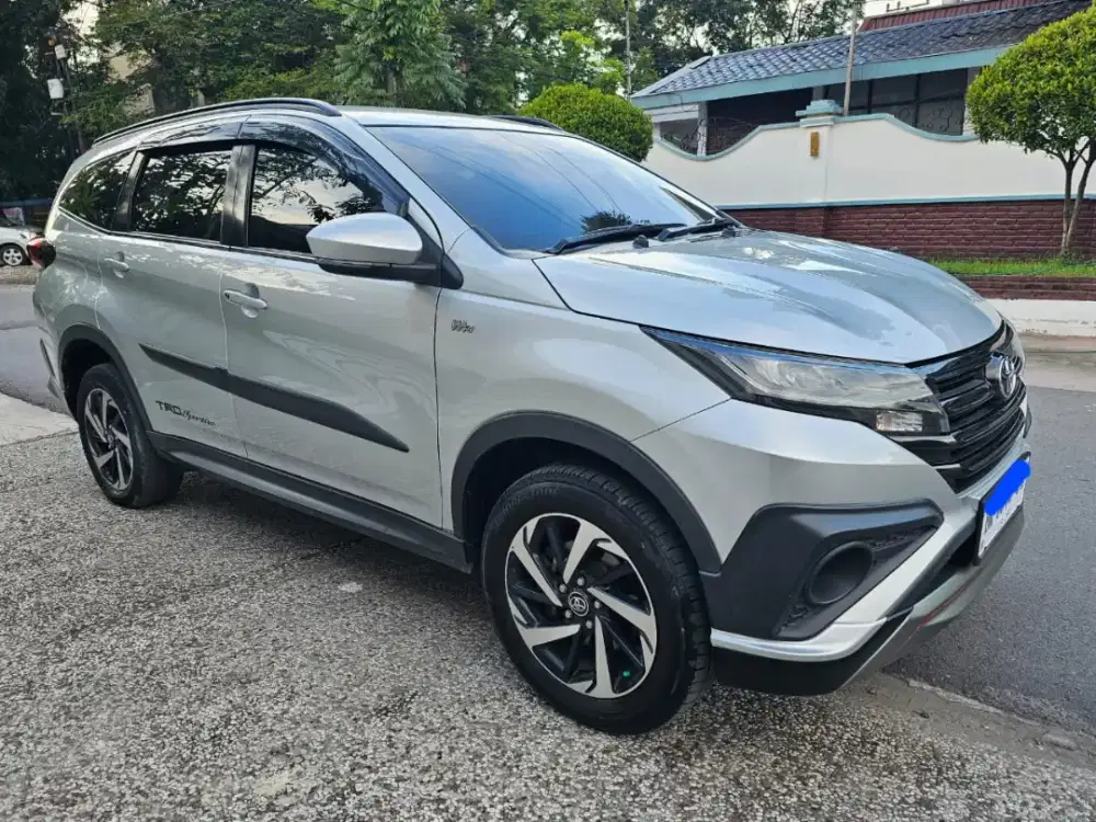 Toyota All New Rush Tahun 2018 Warna Silver Transmisi Matic