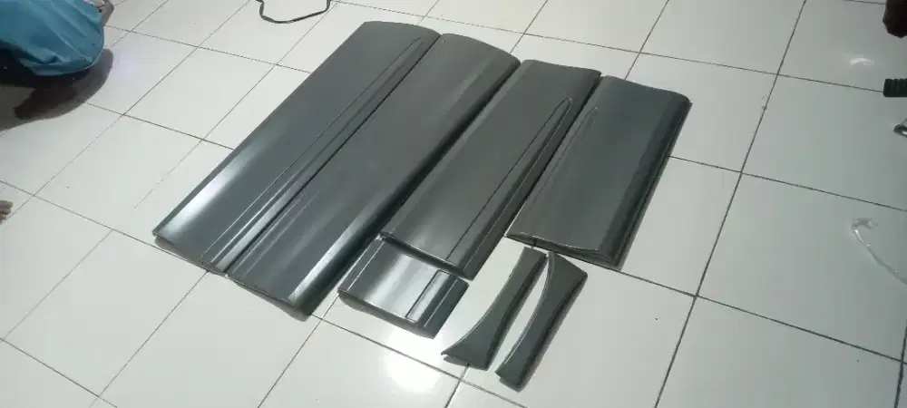 Molding Daihatsu Luxio original
