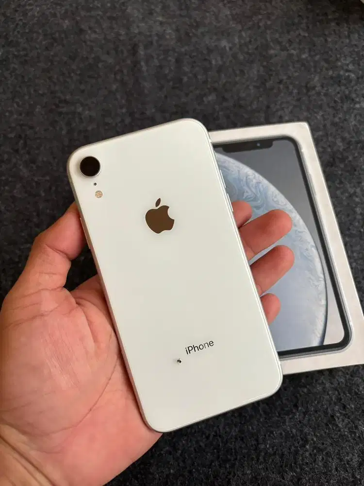 iPhone Xr 128 GB White Regist