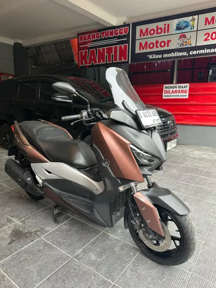 X Max 2017 Brown Istimewa