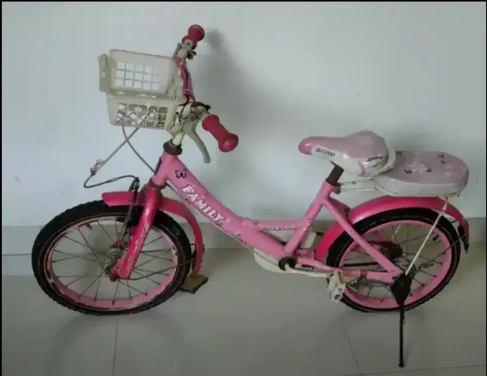 sepeda anak merk Family