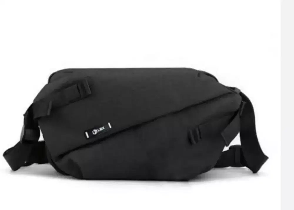 tas slempang hitam LBx keren