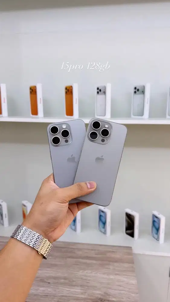 iphone 15pro 128gb natural titanium