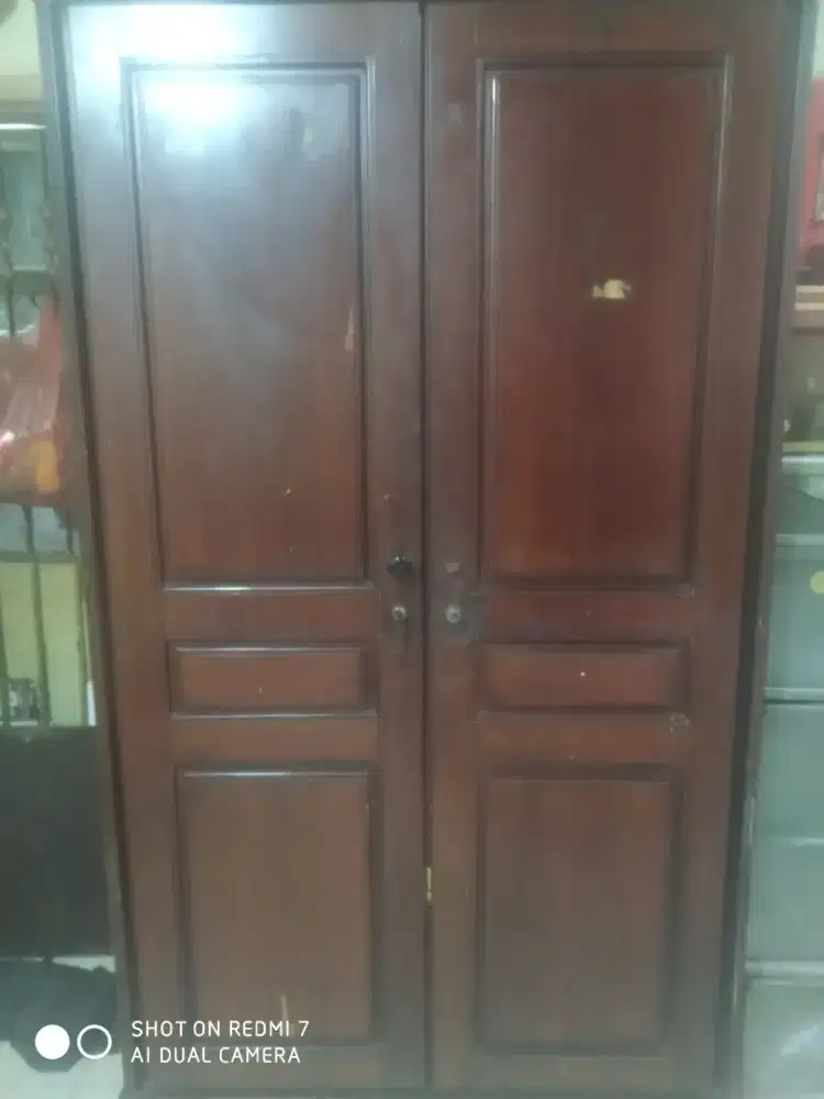 Lemari baju jati asli