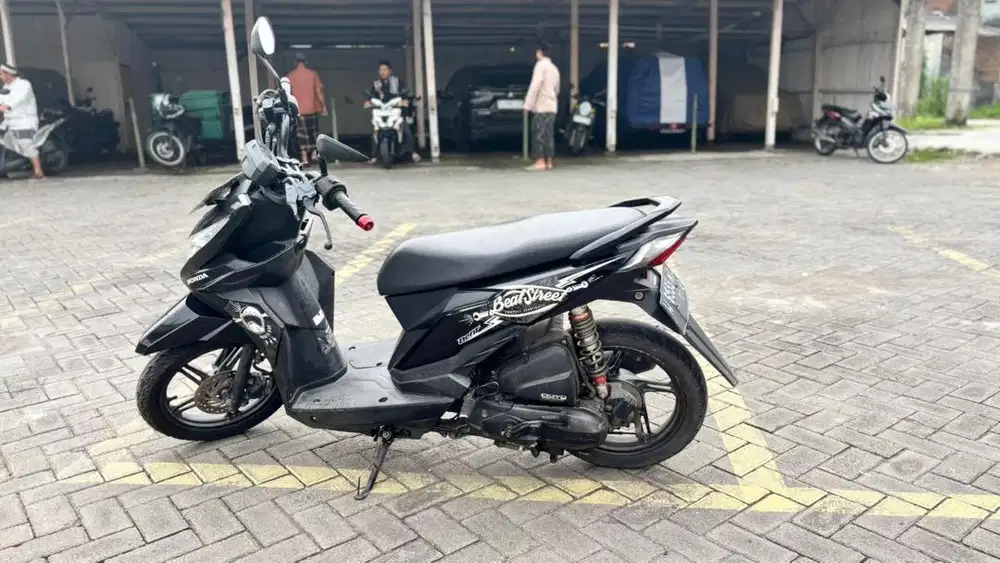 Honda beat street 2017