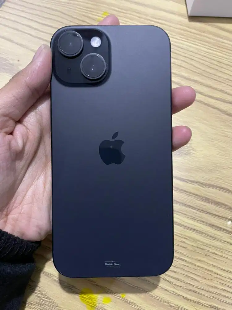 IPHONE 15 128 GB (jual butuuh)