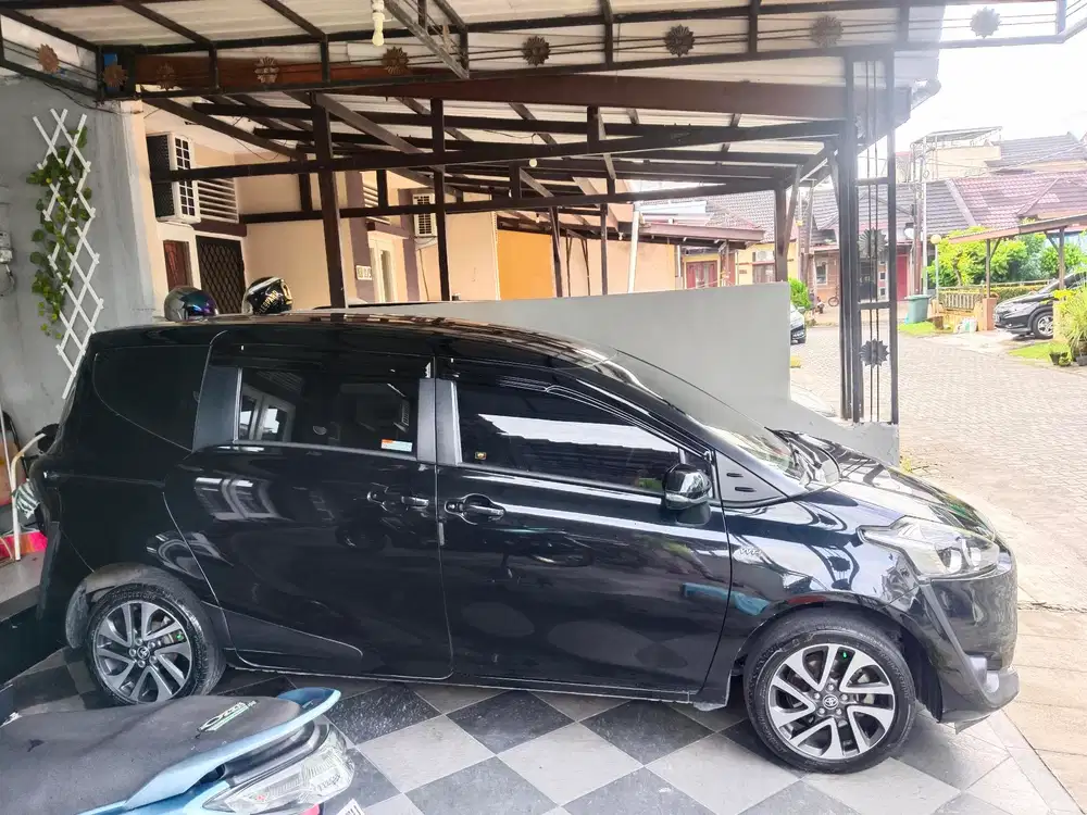 Toyota Sienta 2016 Bensin